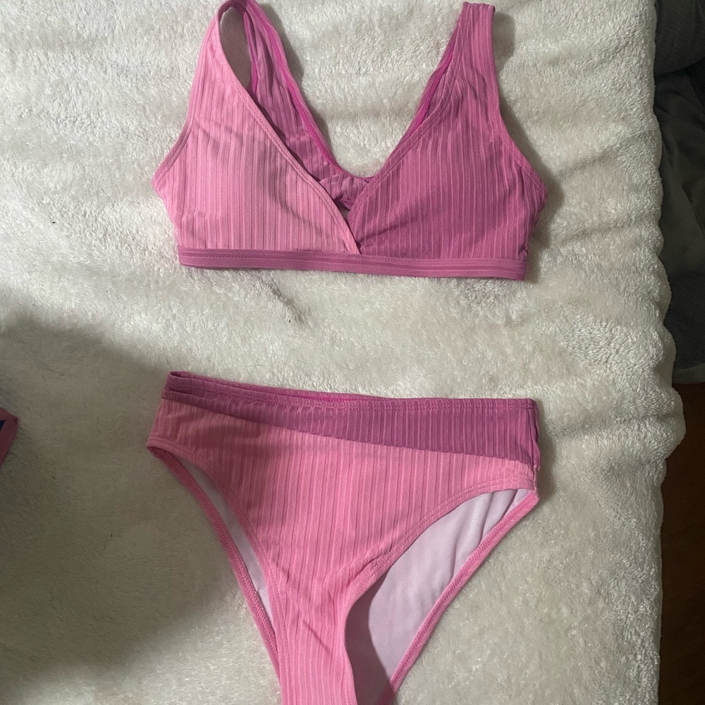 NWOT Colorblock Bikini - Picture 3 of 5